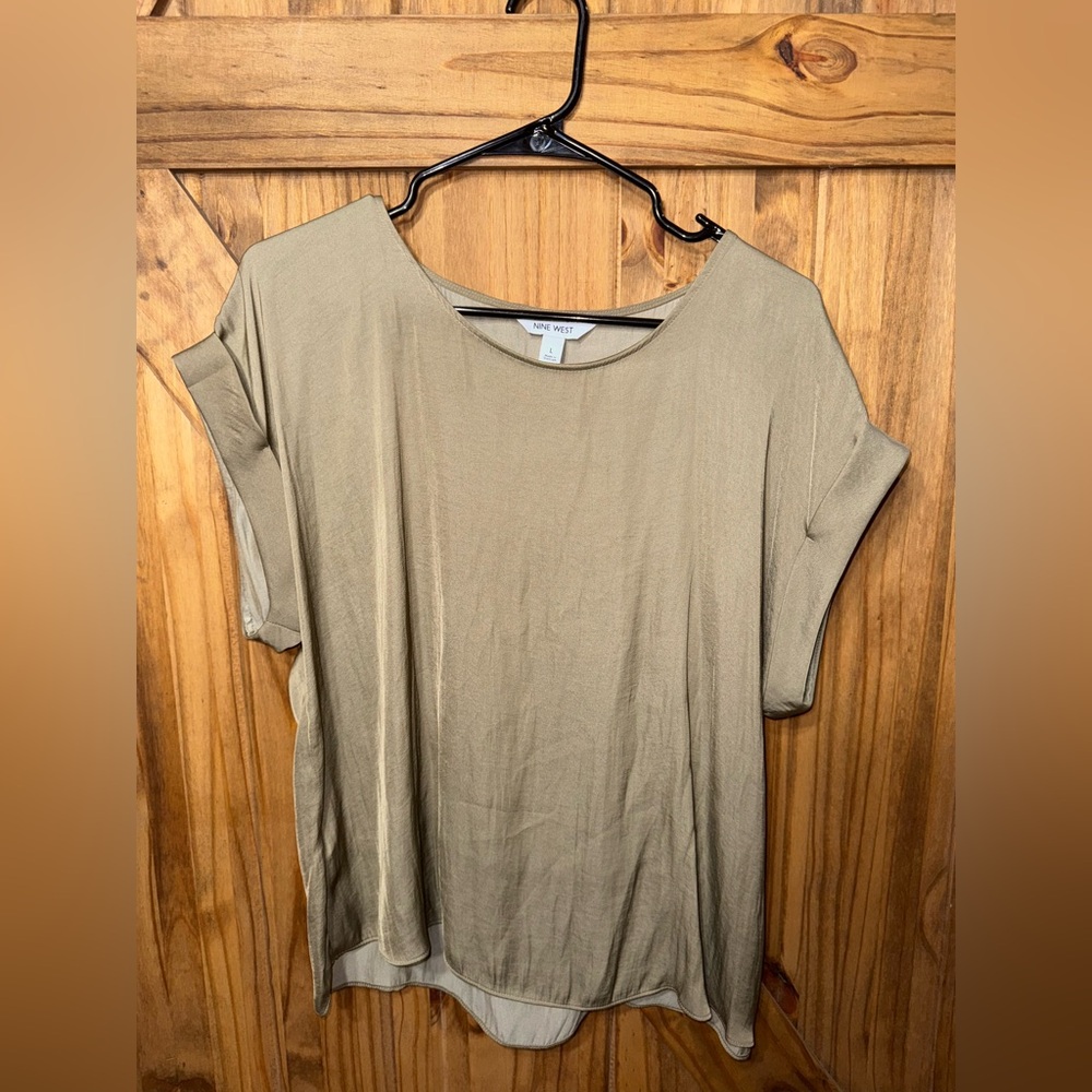 Nine West Women's Olive Short Sleeve Top